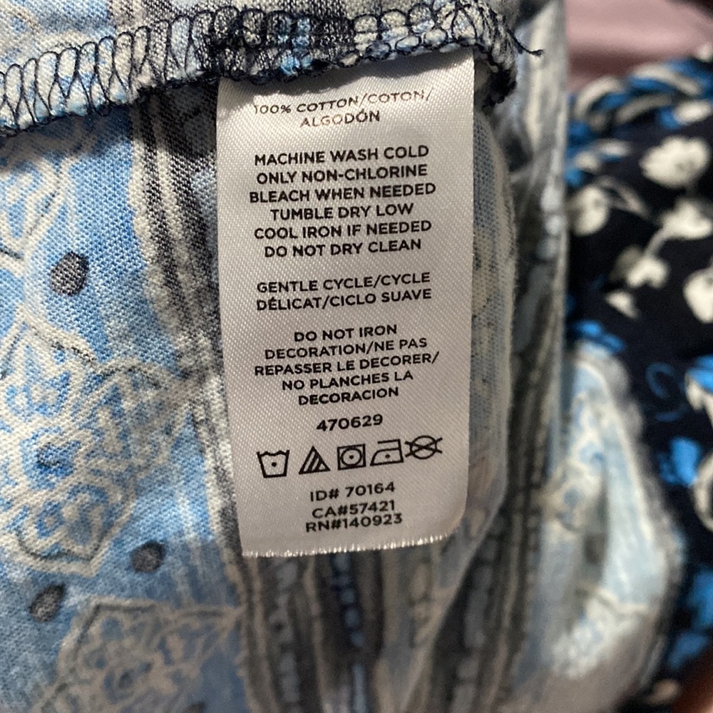 Blue Paisley Patterned Top - Picture 3 of 3